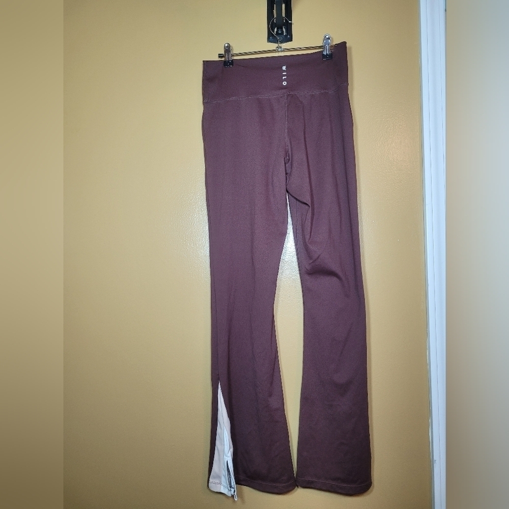 WILO The Label Brown Flare Yoga Pants sz L